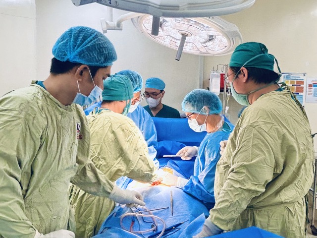 脳死者から腎臓移植を受け、臓器提供を受けた患者。写真:ホーチミン市人民 Gia dinh病院