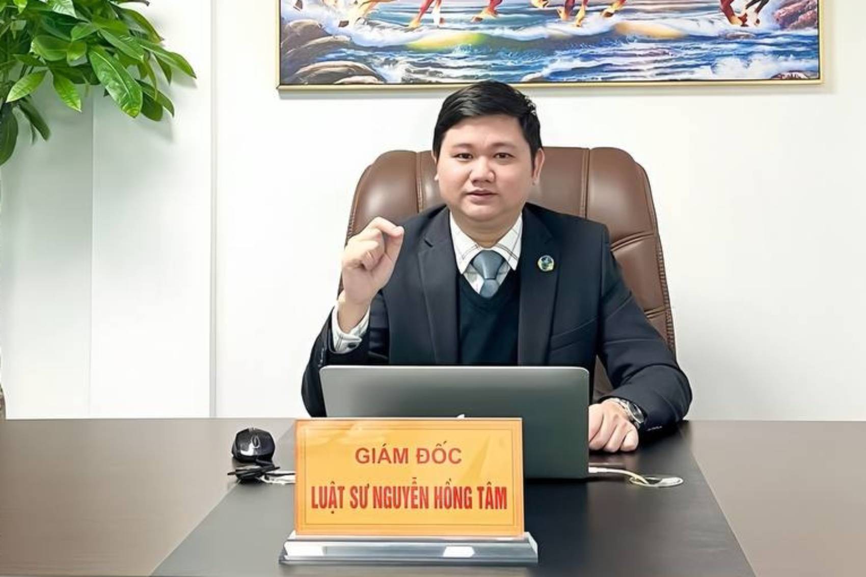 Luat su Nguyen Hong Tam nhan dinh ve viec de xuat bo cong chung doi voi giao dich tang cho bat dong san trong du an la mot chu truong dung dan. Anh: Nhan vat cung cap