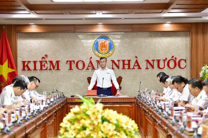 국가 감사원은 상반기 업무 중간 결산 및 하반기 2025년 임무 시행 회의를 개최했습니다. 사진: Thanh Hai