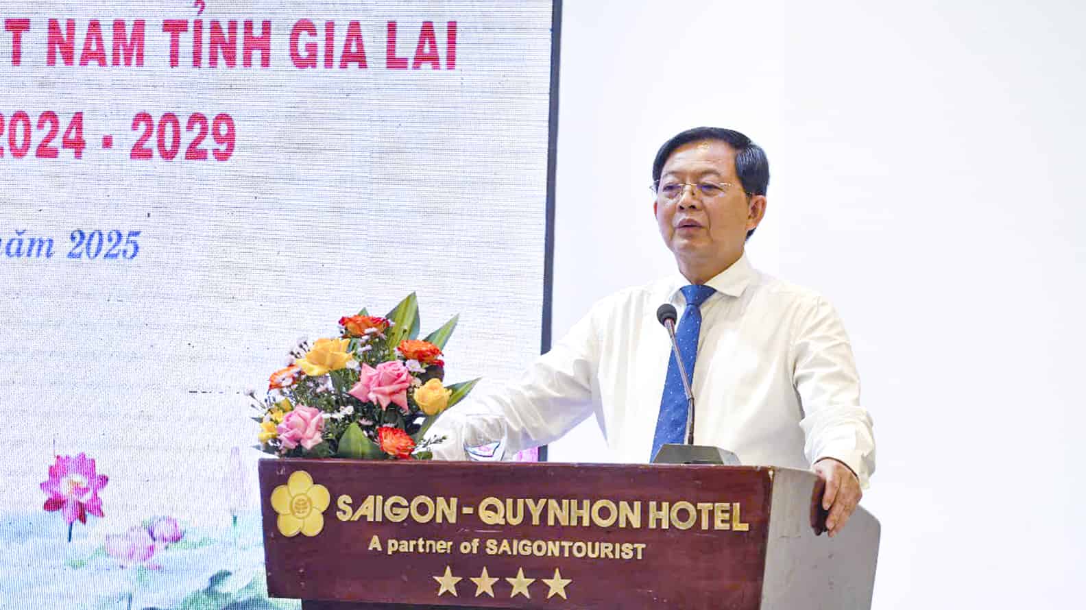 Bi thu Tinh uy Ho Quoc Dung phat bieu chi dao tai Hoi nghi lan thu nhat Uy ban MTTQ Viet Nam tinh Gia Lai nhiem ky 2024-2029. Anh: Tuan Luan