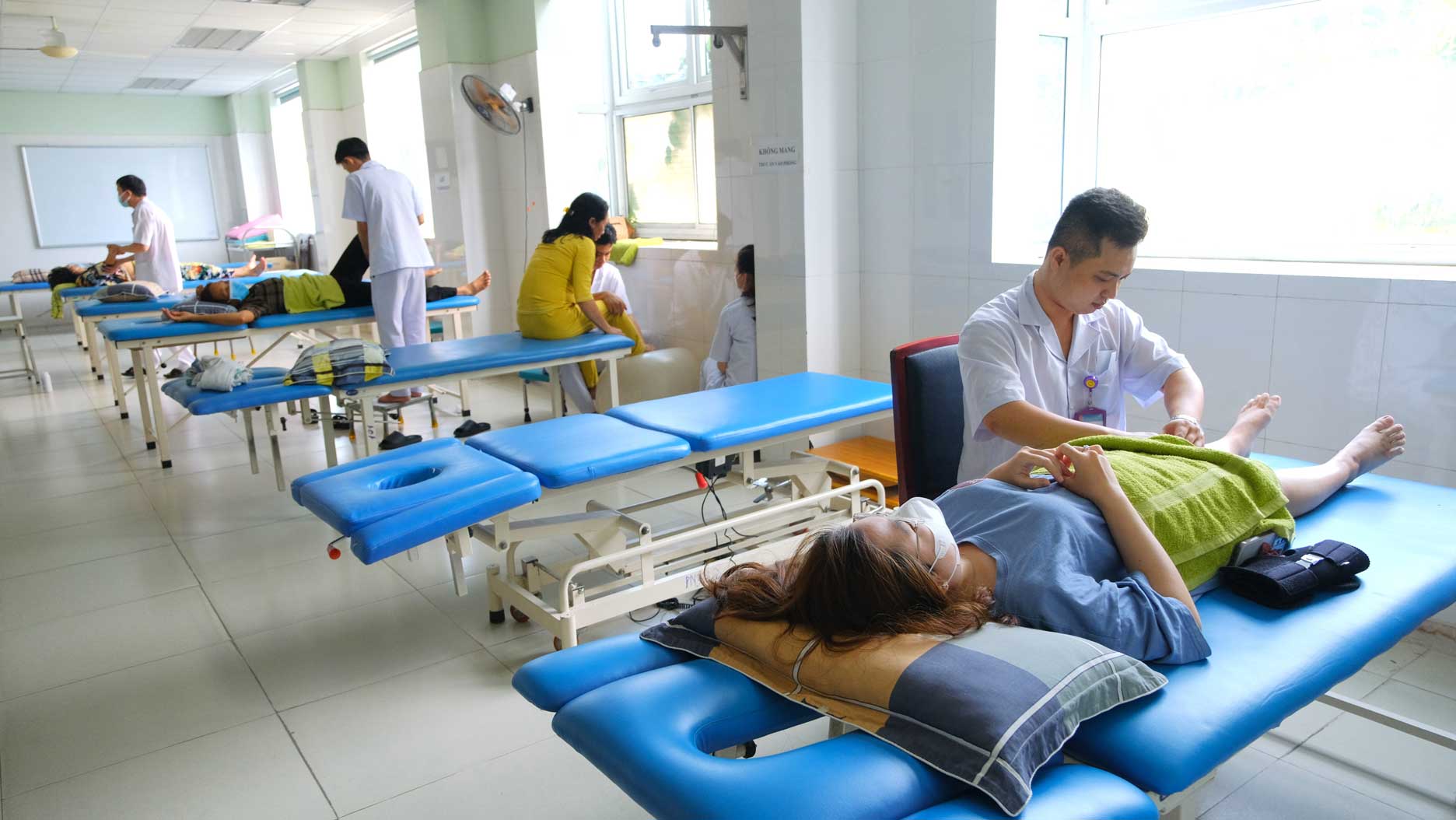 変形性関節症は若年化傾向にある