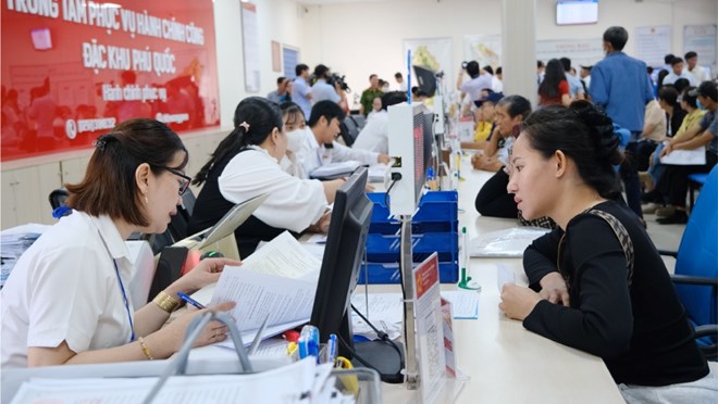Bộ Chính trị yêu cầu bố trí số lượng biên chế cấp xã phù hợp, đáp ứng nhiệm vụ ở cơ sở