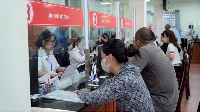 Phường đông dân nhất cả nước có kiến nghị để phục vụ người dân đến làm thủ tục tốt hơn