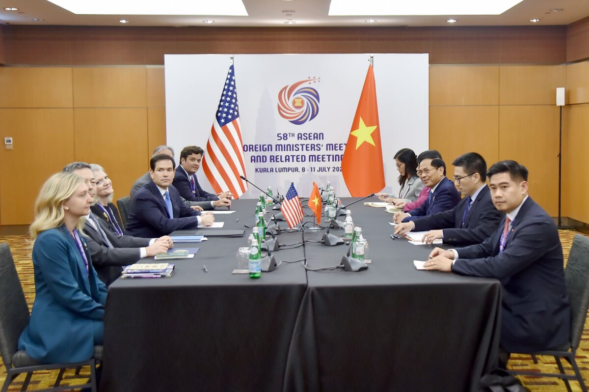 Central Party Committee member, Deputy Prime Minister and Minister of Foreign Affairs Bui Thanh Son met with US Secretary of State Marco Rubio. Photo: Ministry of Foreign Affairs