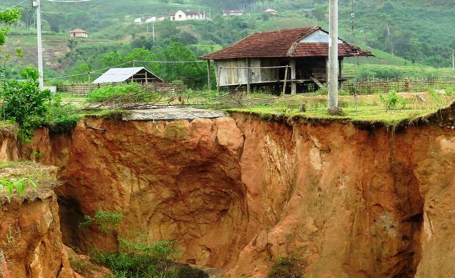 Quang Ngai la tinh thuong xuyen bi anh huong boi cac tran dong dat. Anh: Vien Nguyen