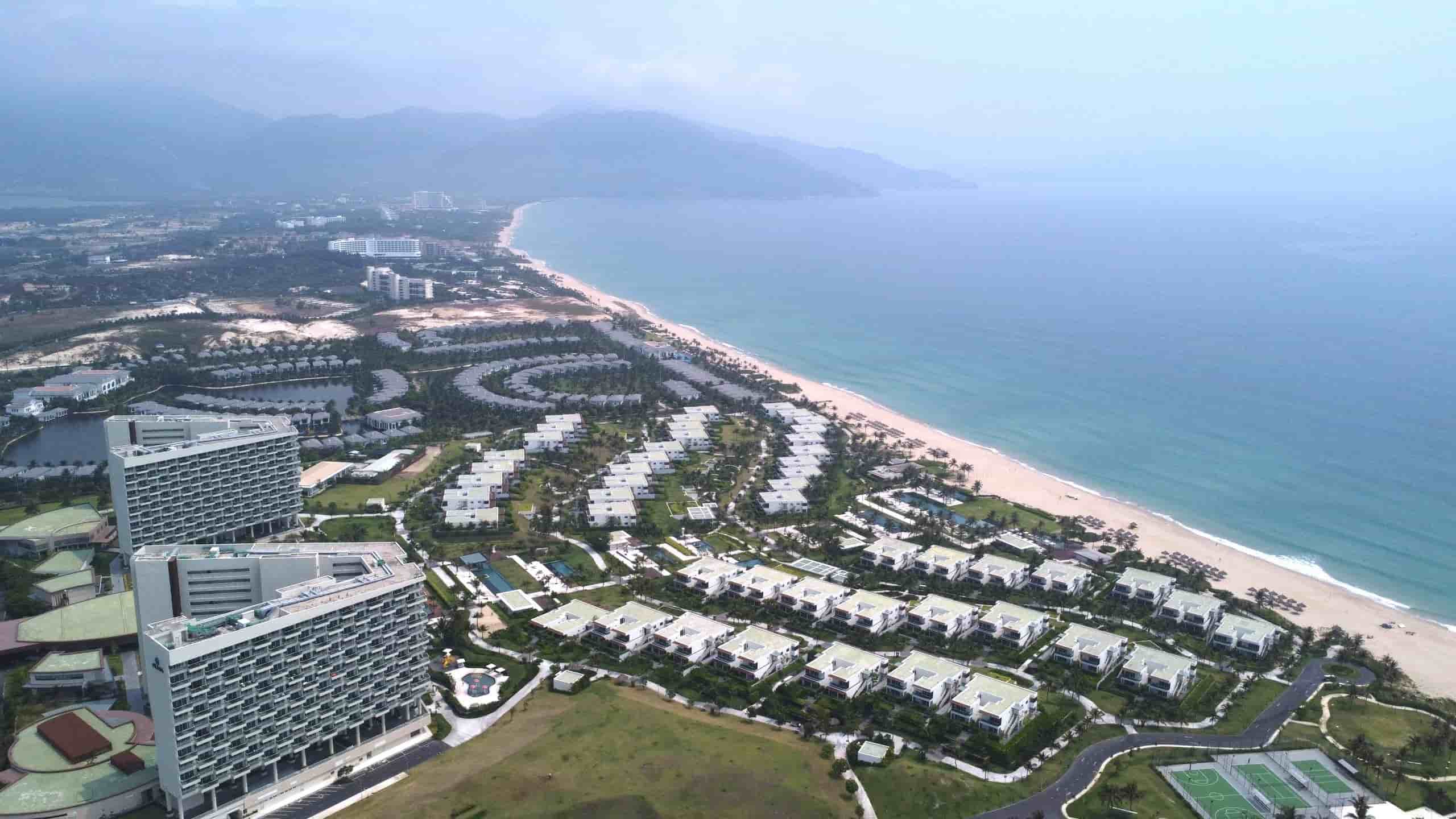 Khanh Hoa Provincial Party Committee aims to complete the final handling of 11 violating projects in 2025. Photo: Huu Long