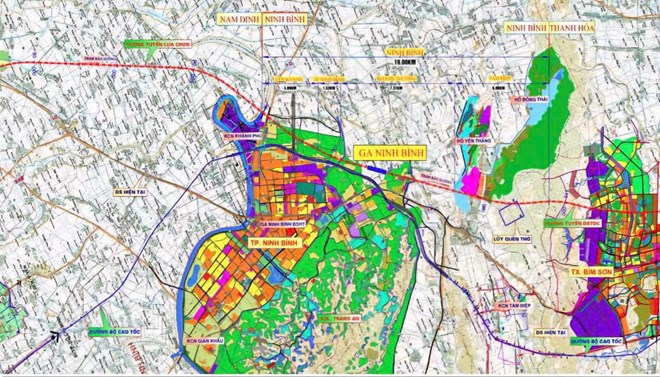El mapa del ferrocarril de alta velocidad en el eje norte - sur, la seccion a traves del territorio de la provincia de Ninh Binh. Foto: Nguyen Truong