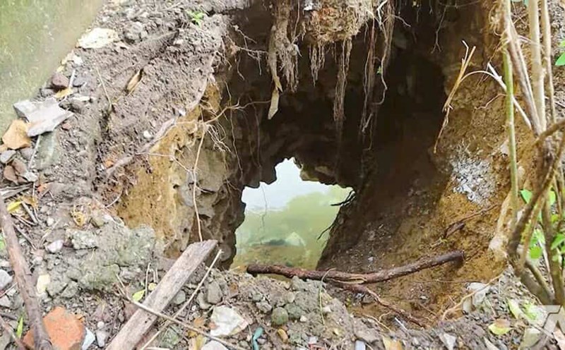 Death hole discovered at school in Thai Nguyen. Photo: Cong Minh