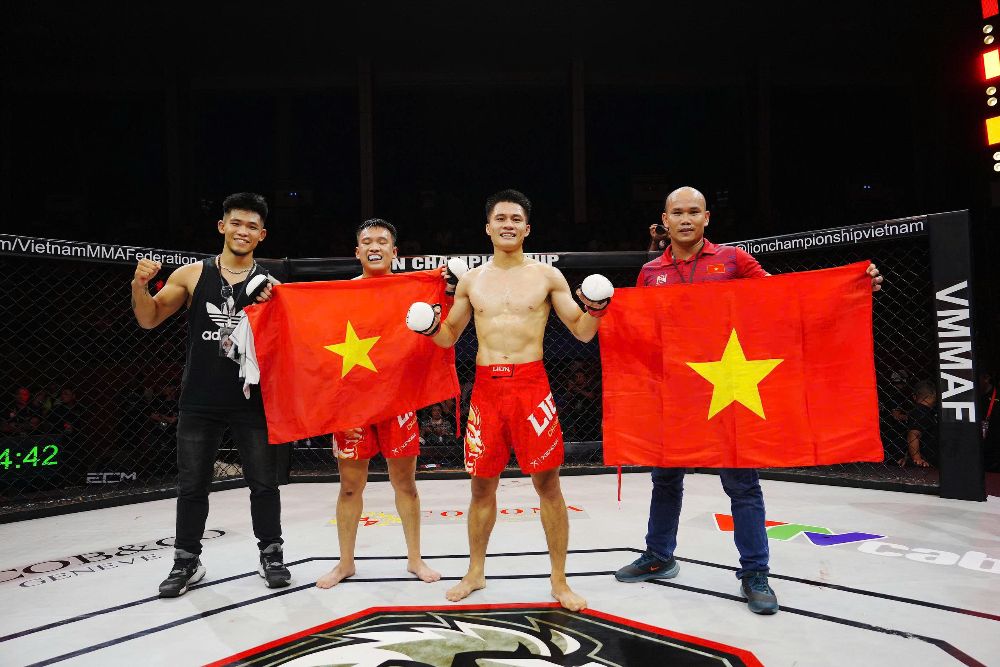 Ket qua, tran dau MMA Duo thu hai khep lai voi chien thang day cam xuc danh cho dai dien Viet Nam la Au Lac.