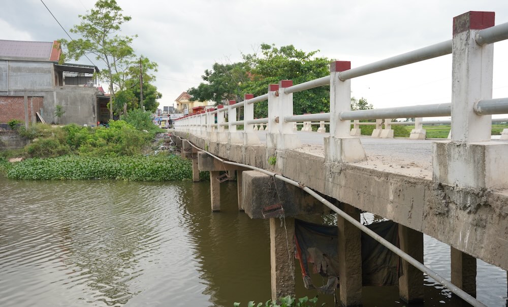 꽝찌성 보반 다리 침하 복구 방안 모색.