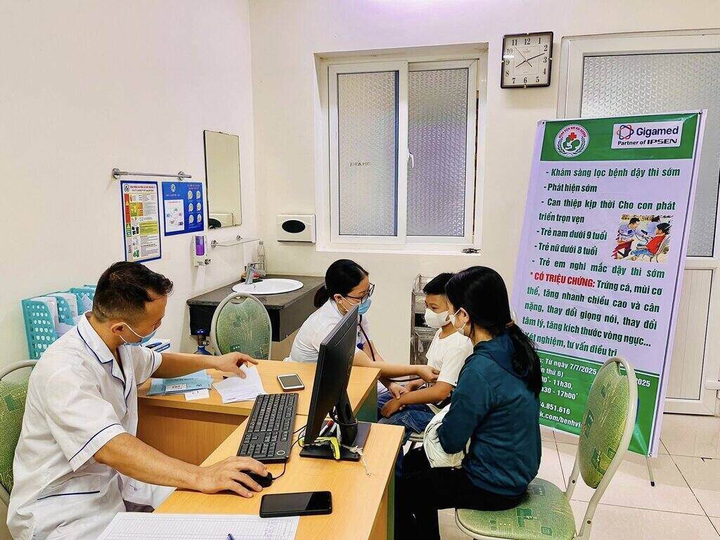 Hai Duong Children's Hospital screens early maturity for children from July 8-15. Photo: Hai Phong City Portal