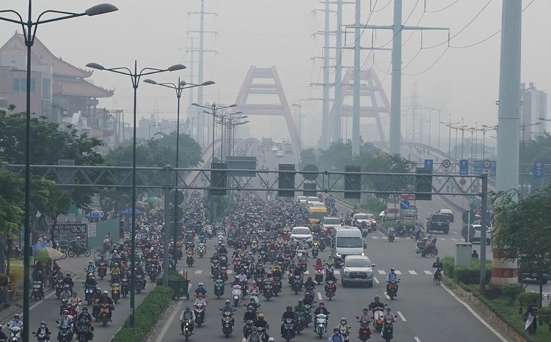 Ho Chi Minh City implements emission control, people hope for specific support policies