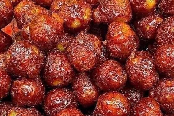 This type of cake is popular with many people, but eating too much will affect liver health. Photo: Kieu Vu