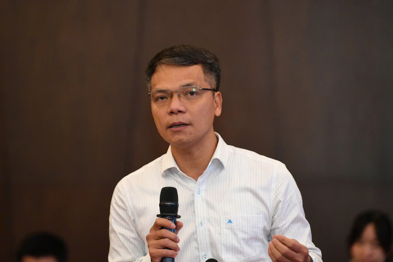 Luat su Pham Thanh Tuan, Doan Luat su Thanh pho Ha Noi de xuat viec quy dinh muc tien thue dat phai nop khi chuyen doi muc dich su dung dat nen giao ve tung dia phuong. Anh: Nhan vat cung cap.
