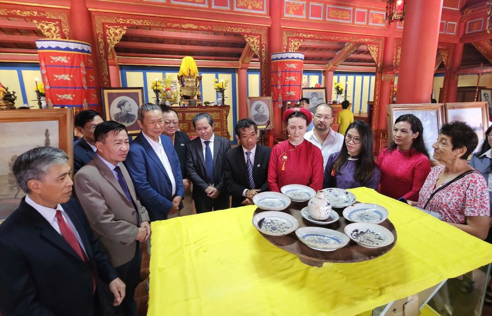 Vat dung cua Vua Ham Nghi duoc trung bay trong Di tich lich su Quoc gia Thanh Tan So. Anh: Hung Tho