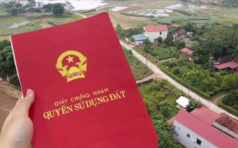 So tay cua Bo Nong nghiep va Moi truong quy dinh thoi gian cap giay chung nhan dat dai khong qua 20 ngay. Anh: Nhu Ha