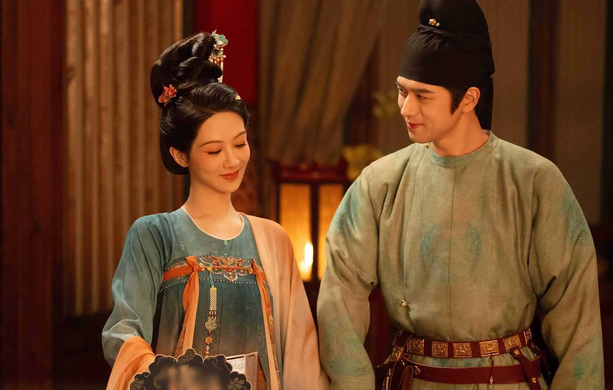 映画Cam Tu Phuong Hoaのカップル。写真：Vieon