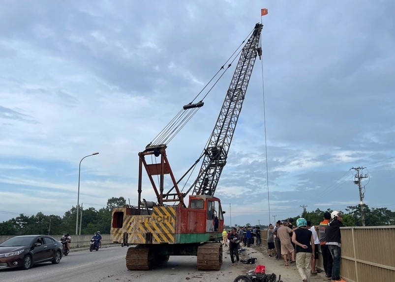 Hien truong vu tai nan lien hoan. Anh: Ngoc Anh