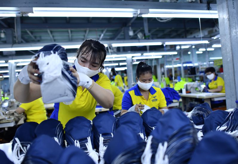 호치민시 기업은 생산 자립 능력을 향상시킵니다. 사진: Ngoc Le