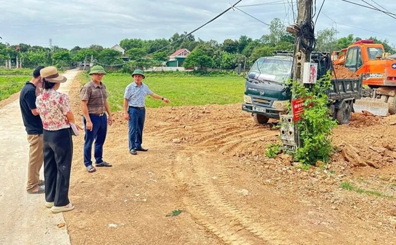 A household in Dai Dong commune encroached on agricultural land and exploited the land in violation of regulations. Photo: Ngoc Anh