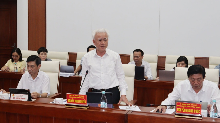 Cac dai bieu cho y kien ve cac du an tren dia ban. Anh: Cong TTDT Hai Phong