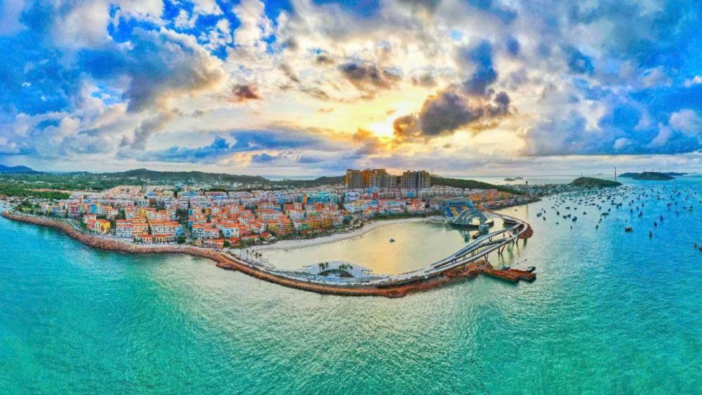 アンザン省を全国の海洋経済の中心地、比較的発展している省にするために、多くのアイデアや解決策が提案されています。写真:Phuong Vu