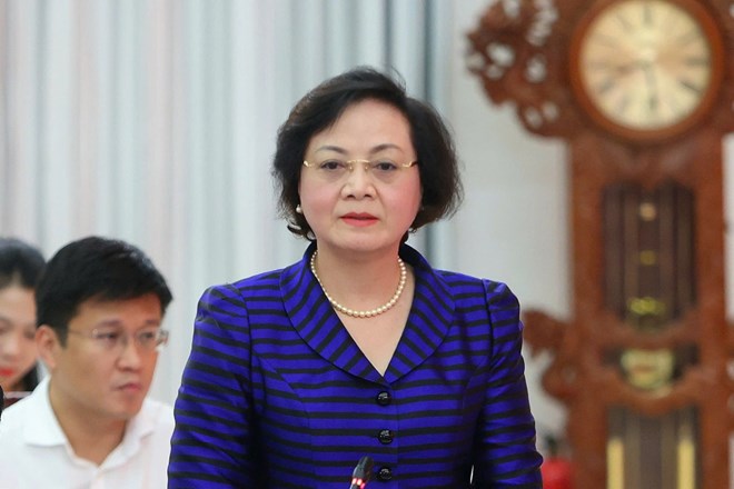Minister of Home Affairs Pham Thi Thanh Tra emphasized that the commune level is responsible for reviewing, arranging, recruiting, appointing, and managing civil servants. Photo: Ta Quang