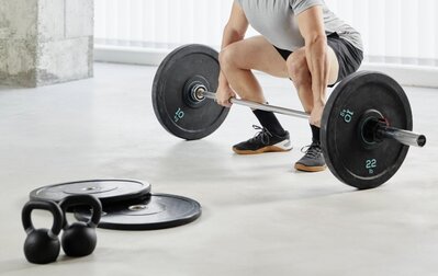 筋肉を早く増やすのに役立つ運動は? 写真:トゥイ・ズオン