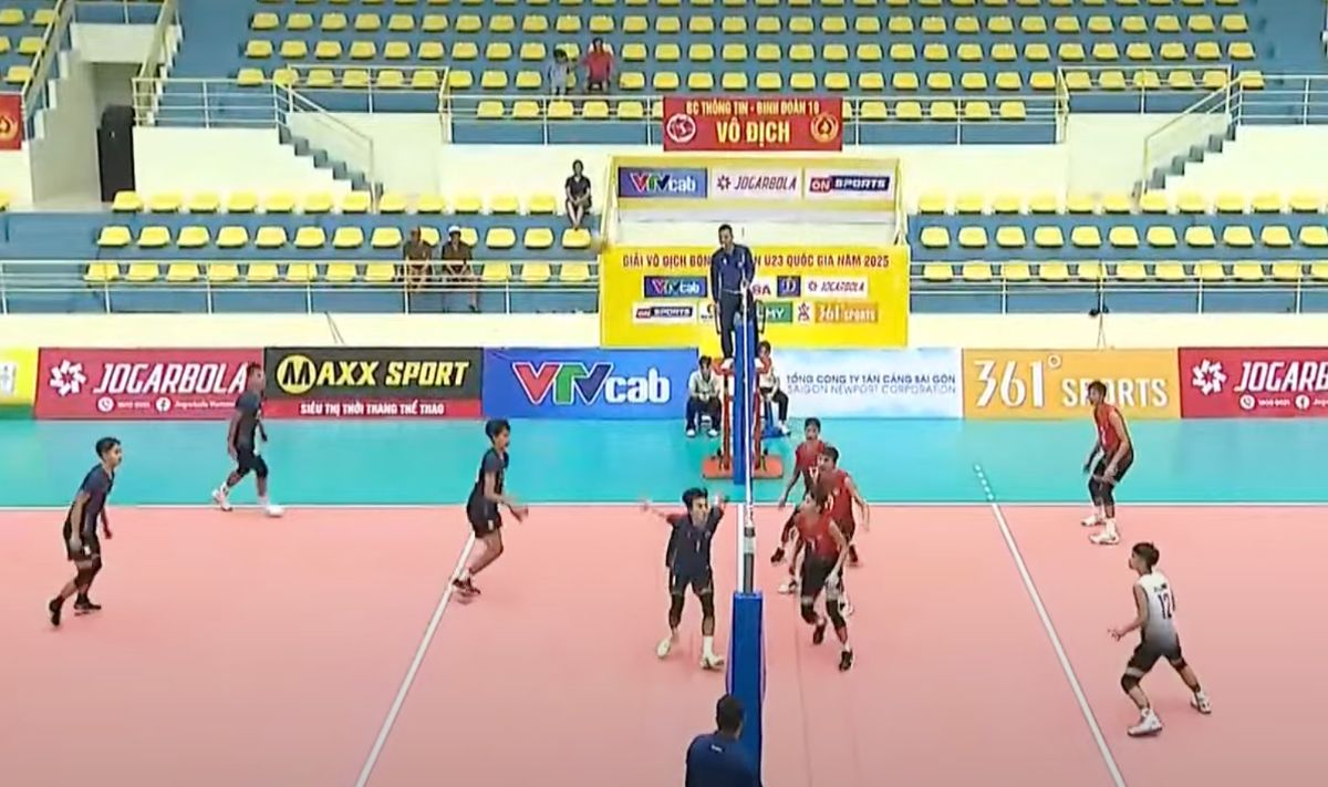 2025년 U23 전국 배구 대회가 5일차 경기로 진행됩니다. 비디오에서 캡처한 사진