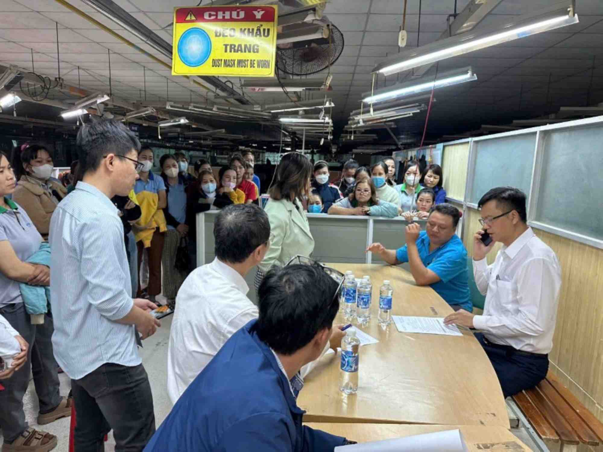 El papel y los deberes de los sindicatos de la comuna y el barrio a nivel de base son particularmente importantes. Foto: Nguyen Hoang