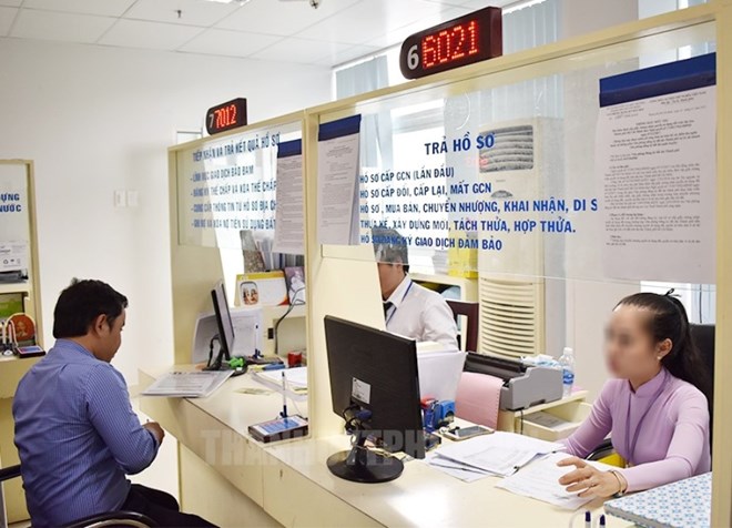 Bộ Nội vụ nêu thời điểm, tiêu chí thực hiện giao lại biên chế