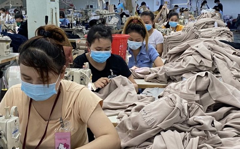 Workers hope to soon receive a regional minimum wage increase. Photo: Nam Duong