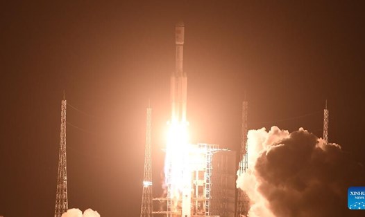 Trung Quốc phóng thành công tàu Thiên Châu-9 tiếp tế hàng hóa cho Trạm vũ trụ Thiên Cung, ngày 15.7.2025. Ảnh: Xinhua