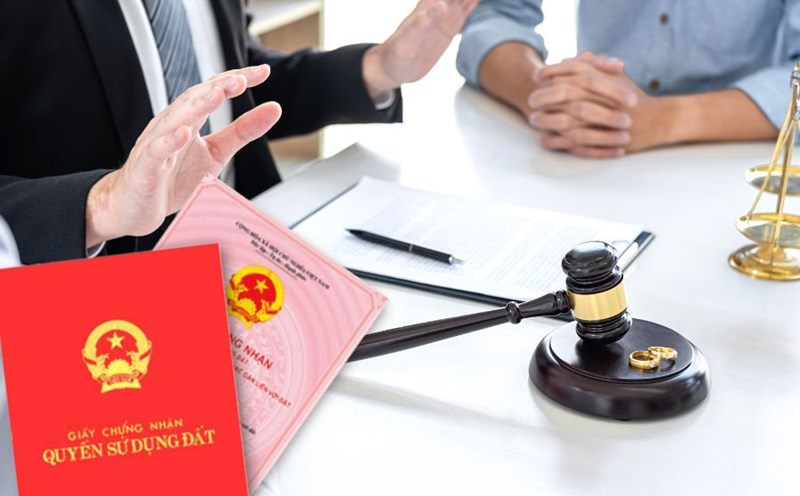 Red books are the daily language for people to call up for Land Use Rights Certificates. Photo: Nhu Ha