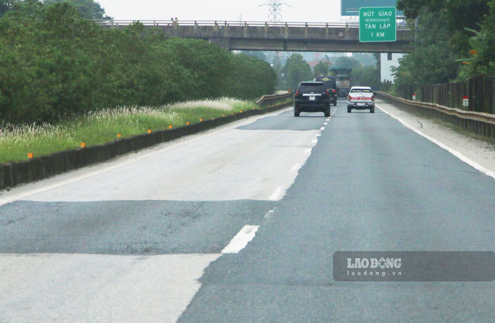 ハノイ-タイグエン高速道路は現在10年以上運行されており、料金は徴収されていません。道路の品質はすでに多くの劣化が見られると評価されています。写真:Viet Bac.