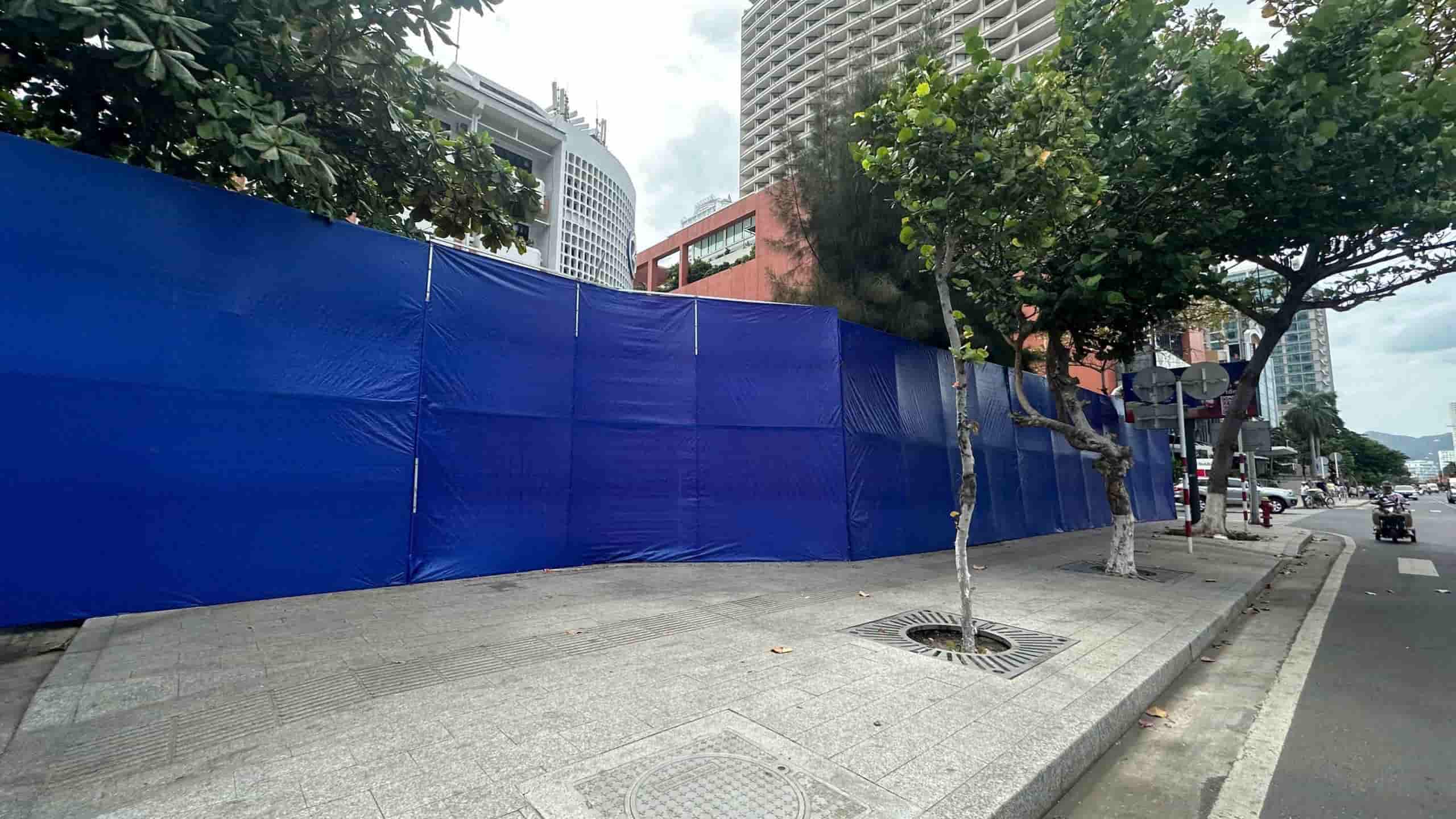 Đại học Khánh Hòa khẳng định hoạt động xây dựng công trình tạm vừa qua nằm trong đề án đã được phê duyệt. Ảnh: Lộc Thọ