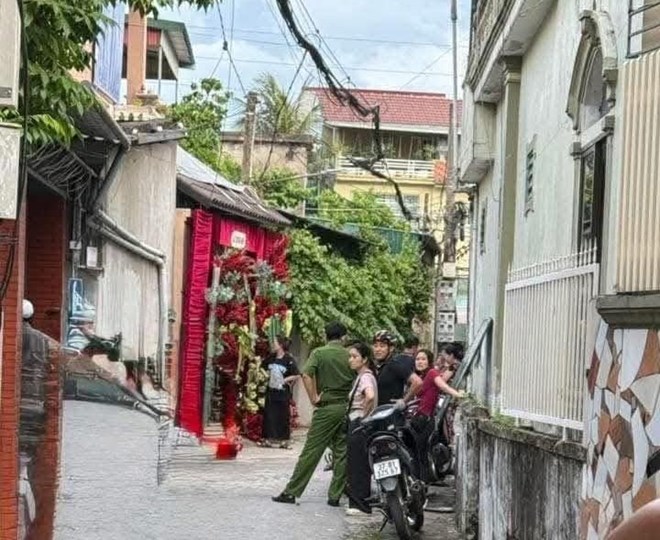 Chồng 77 tuổi dùng dao chém vợ 70 tuổi trọng thương Chồng 77 tuổi dùng dao chém vợ 70 tuổi trọng thương