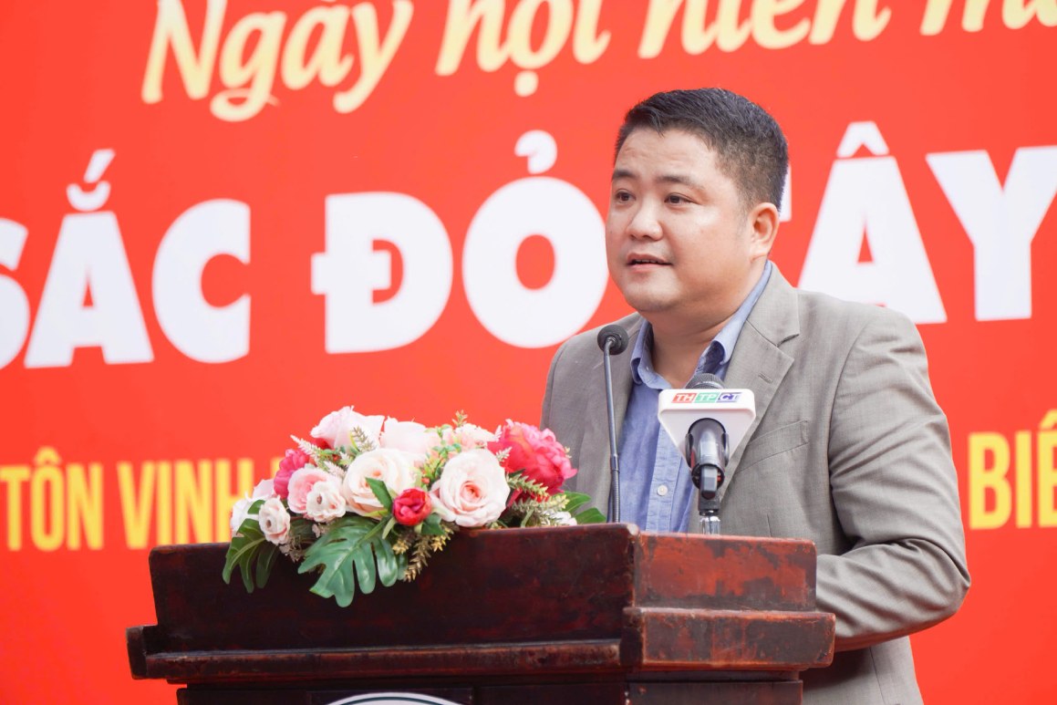 Ong Nguyen Tuan Khoi - Pho Truong Ban to chuc Hanh trinh Do Trung uong. Anh: Ta Quang