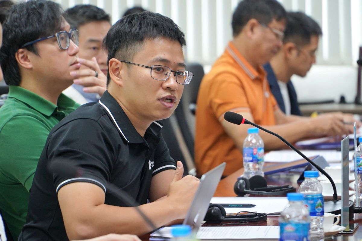 Ong Tran Huy Vu - CEO Kyber dua ra cac y kien de xuat, dong gop vao viec hoan thien phap ly ve tai san so. Anh: Chan Phuc