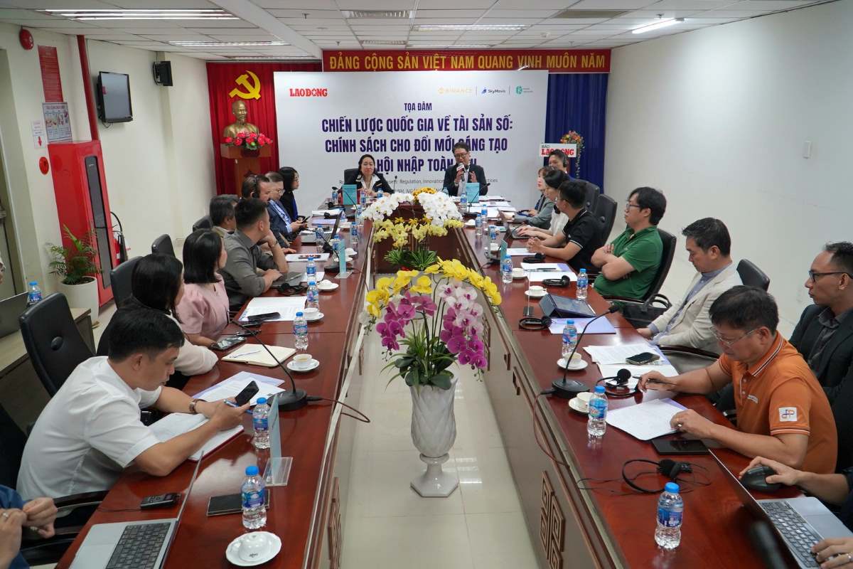 Quang canh Toa dam Chien luoc quoc gia ve tai san so: Chinh sach cho doi moi sang tao va hoi nhap toan cau, do Bao Lao Dong to chuc. Anh: Chan Phuc