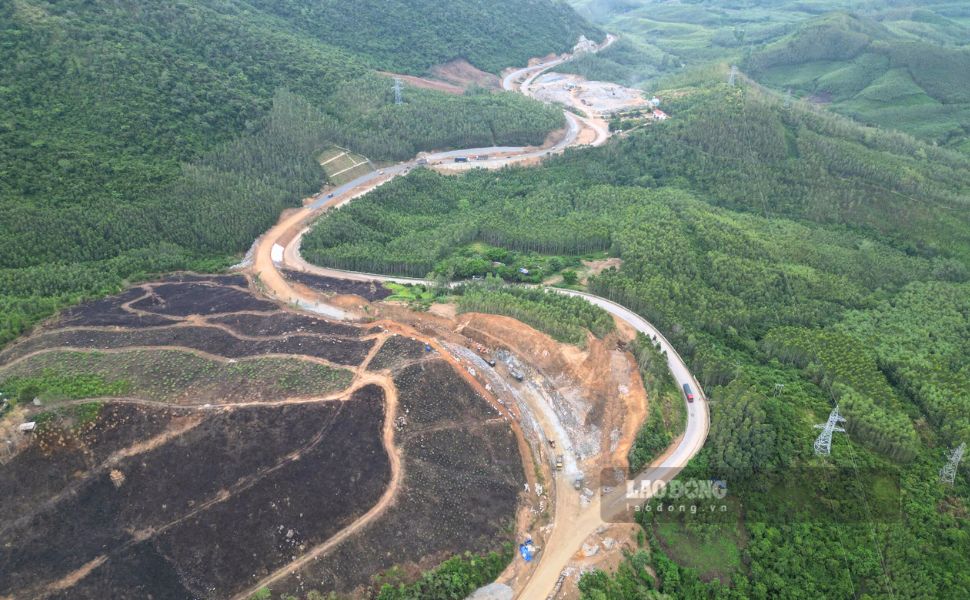 Gia Lai省を通過する国道19号線。写真:Thanh Thanh