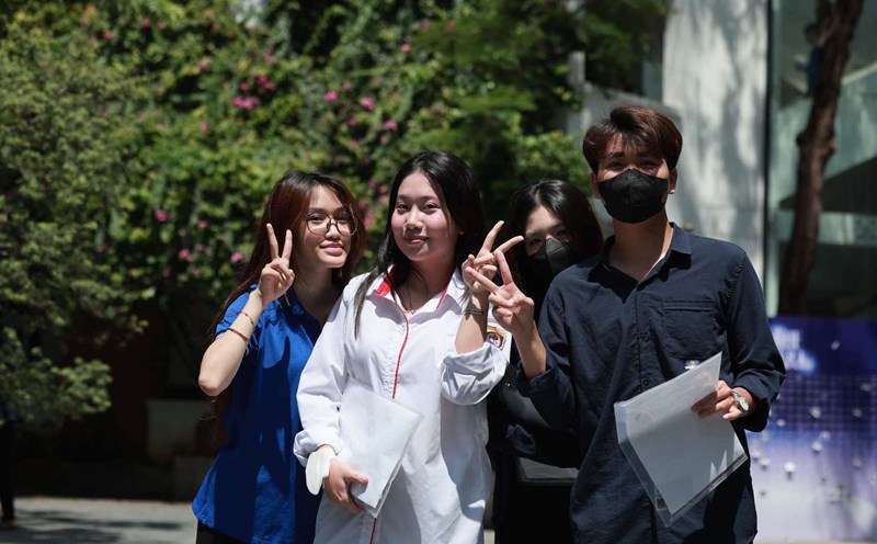Candidates taking the 2025 high school graduation exam. Photo: Hai Nguyen