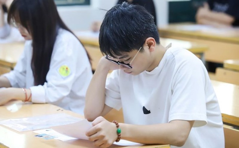 24h Education: Surprised by the scores of the 2025 high school graduation exam. Illustrative photo