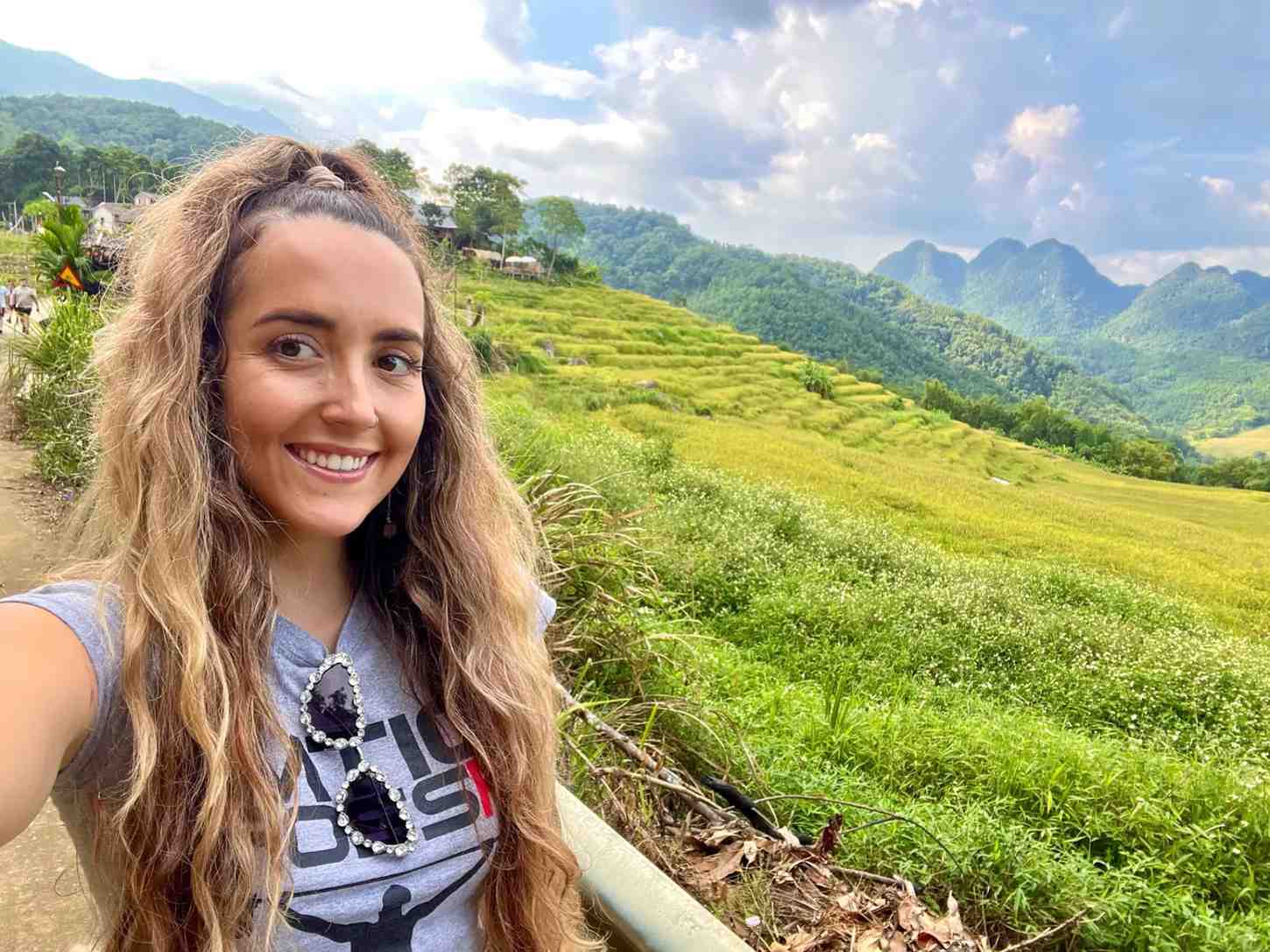 ជន​ជាតិ​លោក​ខាង​លិច​លើក​ដំបូង​ដែល​ធ្វើ​ដំណើរ​ឆ្លង​កាត់​ប្រទេស​វៀតណាម៖ មិន​នឹក​ស្មាន​ដល់ វៀតណាម​ធំ​ណាស់។