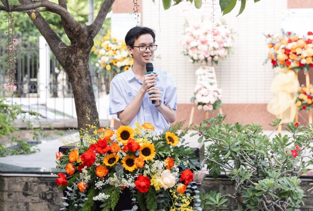 Tran Duc Tai (HCMC) - valedictorian of the B00 class in the 2025 high school graduation exam. Photo: Nguyen Khuyen Secondary and High School