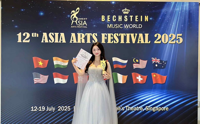 Nguyen Thanh Chuc excellently won the Gold Cup of the 2025 Asian Arts Festival. Photo: Character provided