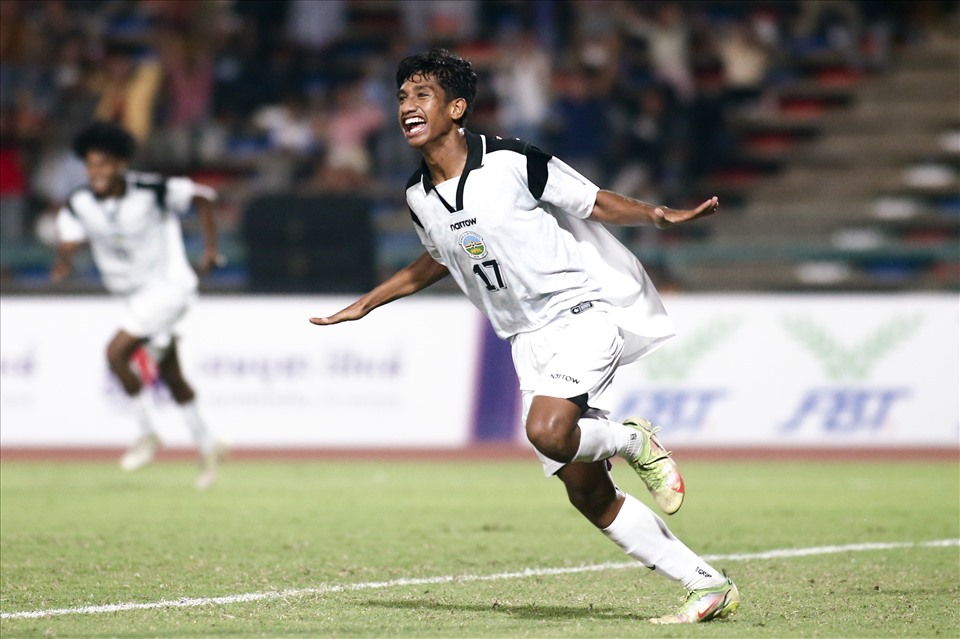 루이스 피구와 2025년 U23 동남아시아 선수권 대회의 많은 젊은 선수들이 세계 축구계의 많은 유명 선수들과 같은 이름을 가지고 있습니다. 사진: 탄 부