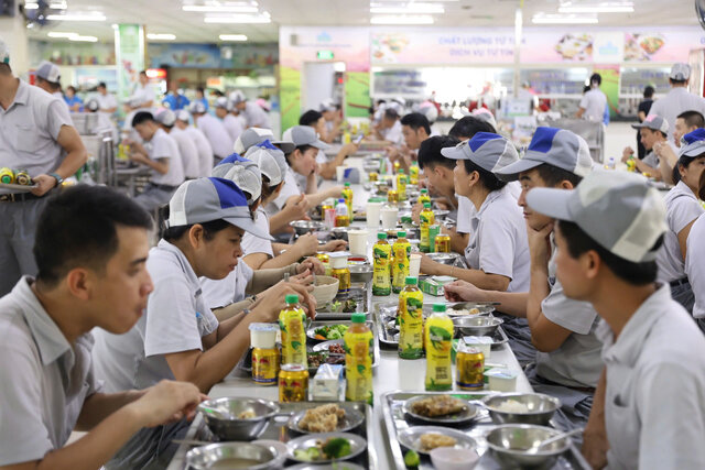 TOTO 베트남 유한회사의 2024년 노동조합 점심 식사. 사진: Ngoc Anh