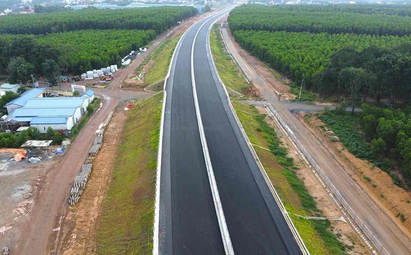 Package No. 21 of Component Project 1 - Bien Hoa - Vung Tau Expressway Project. Photo: HAC
