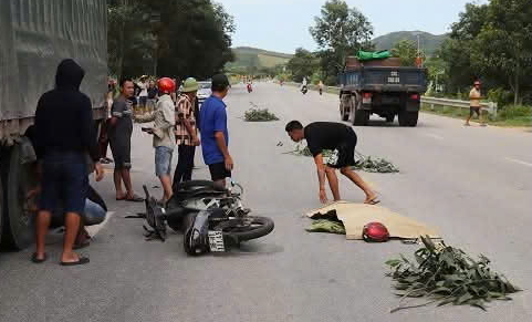 T氏がその場で死亡した事故現場。写真:ホー・タン